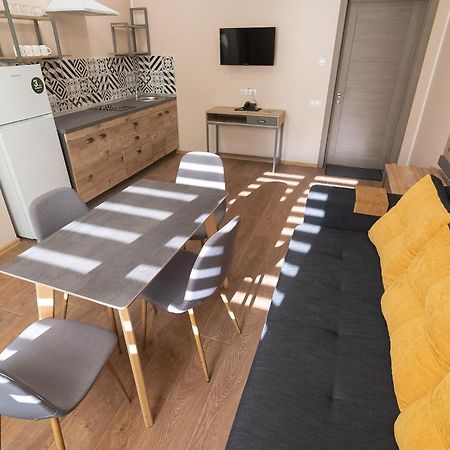 Pivdenniy Hotel Lviv Buitenkant foto